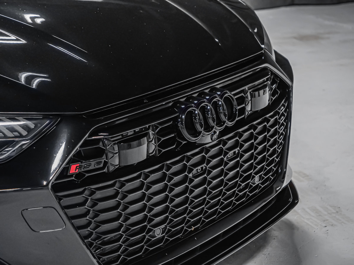 Audi RS 6 Avant  2023-8