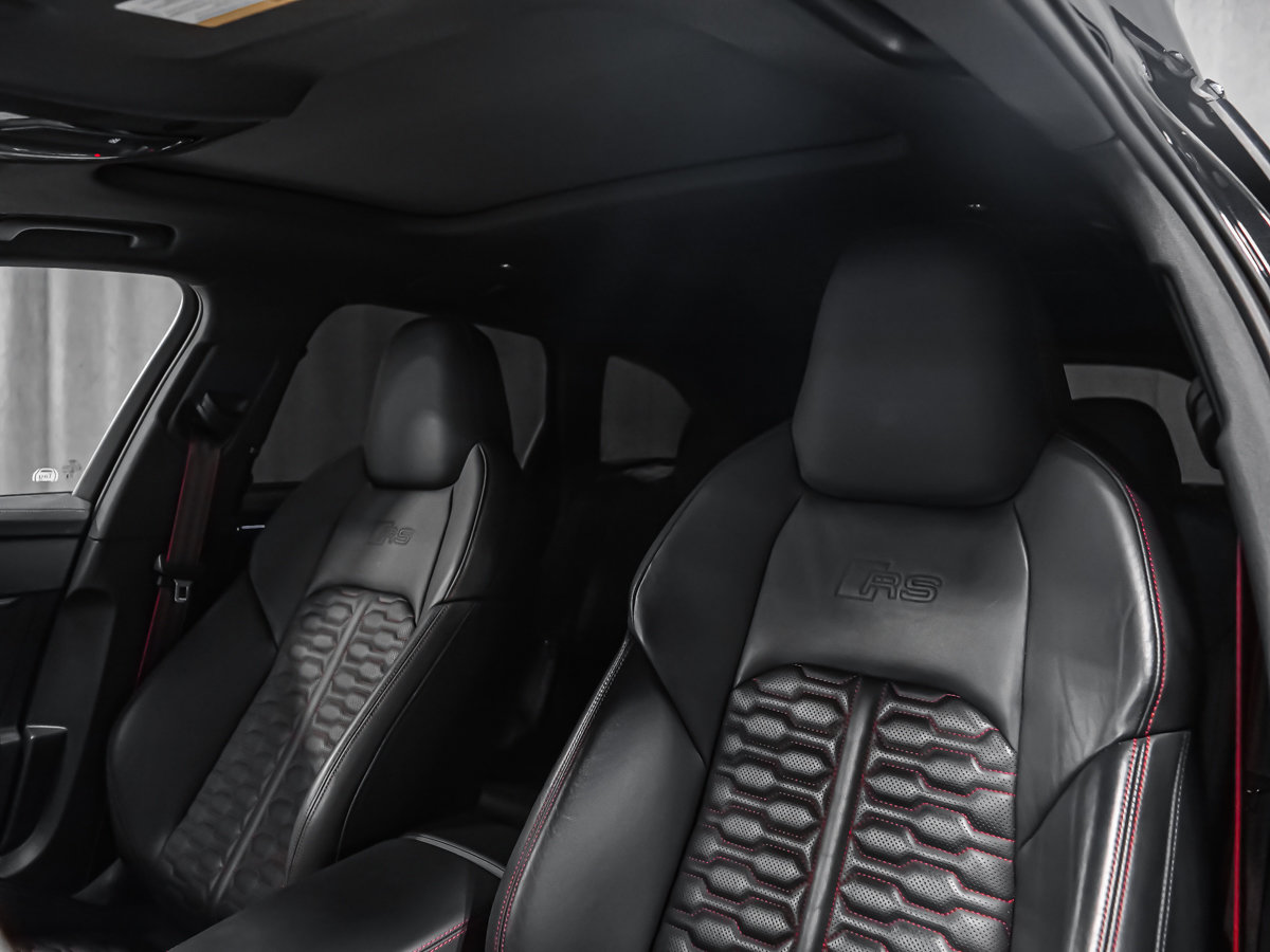 Audi RS 6 Avant  2023-29