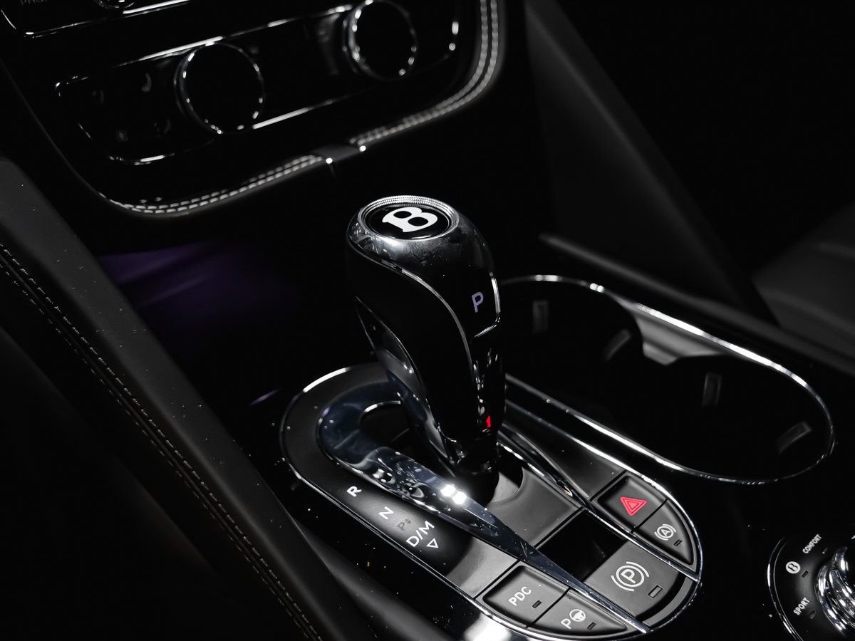 2021 Bentley Bentayga V8-14