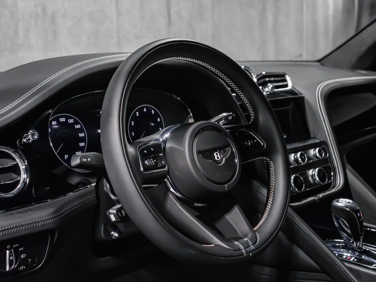 2021 Bentley Bentayga V8-8