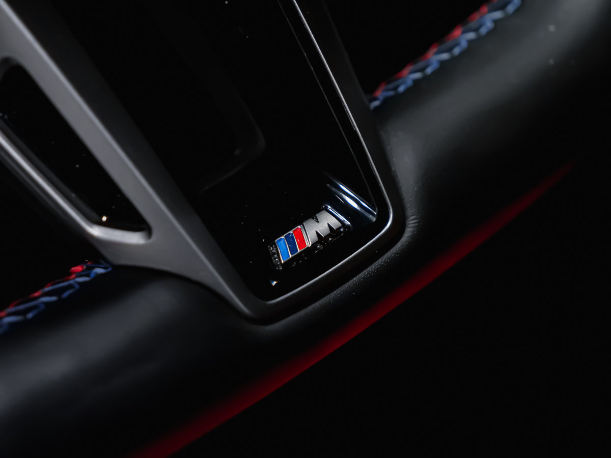 2025 BMW M5-21