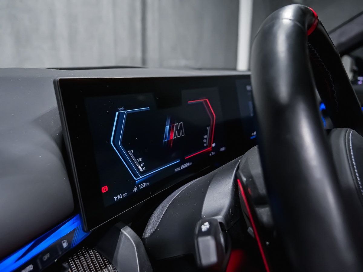 2025 BMW M5-19