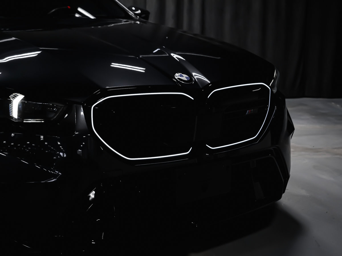 2025 BMW M5-36