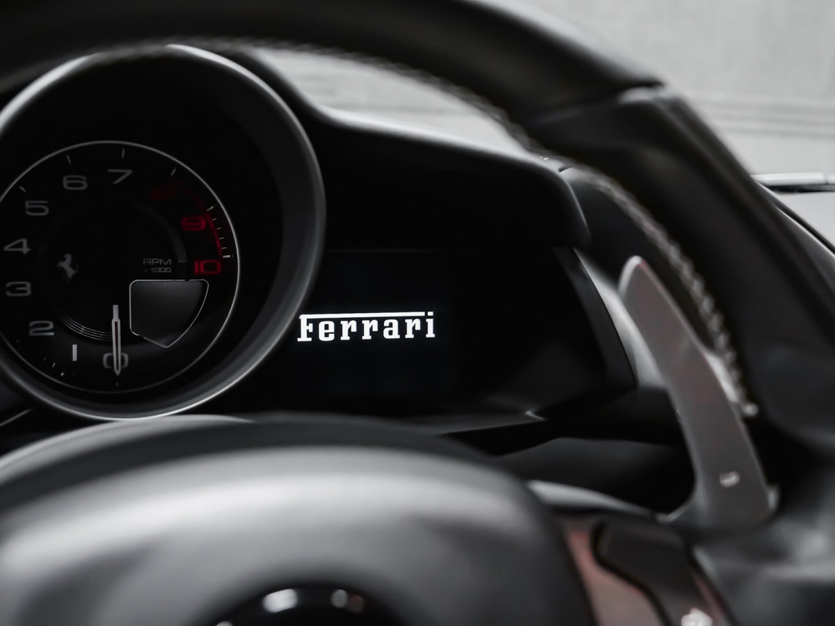 2016 Ferrari 488 GTB-35