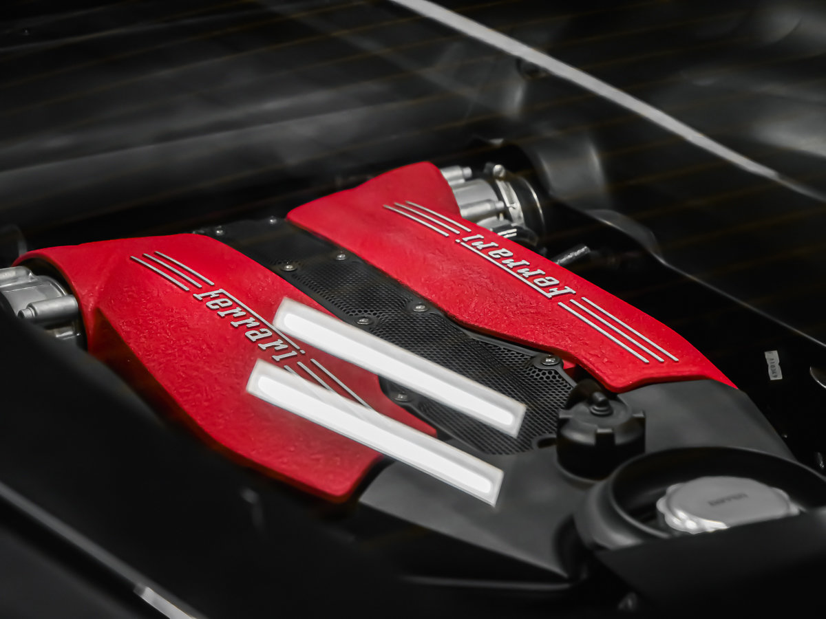 2016 Ferrari 488 GTB-14