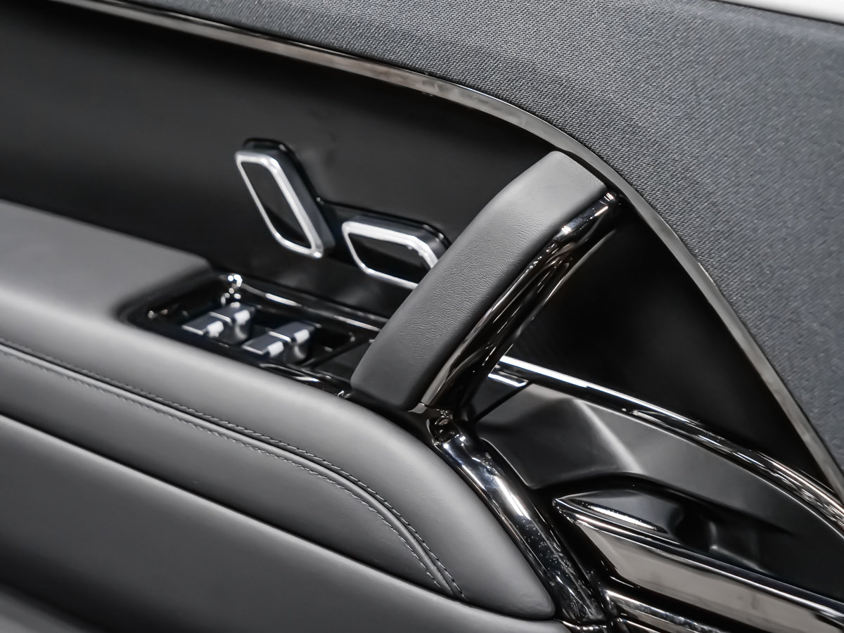 Land Rover Range Rover Sport EDITION ONE SV 2024-27