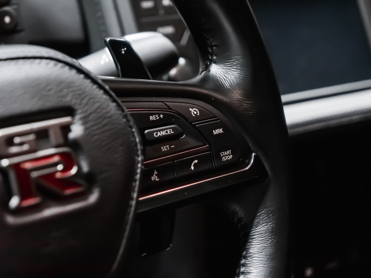 Nissan GT-R PREMIUM 2023-28