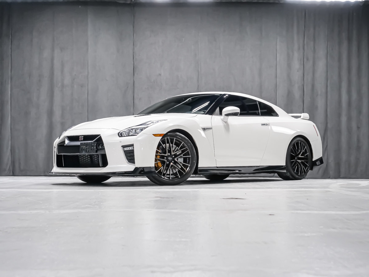 Nissan GT-R PREMIUM 2023-1