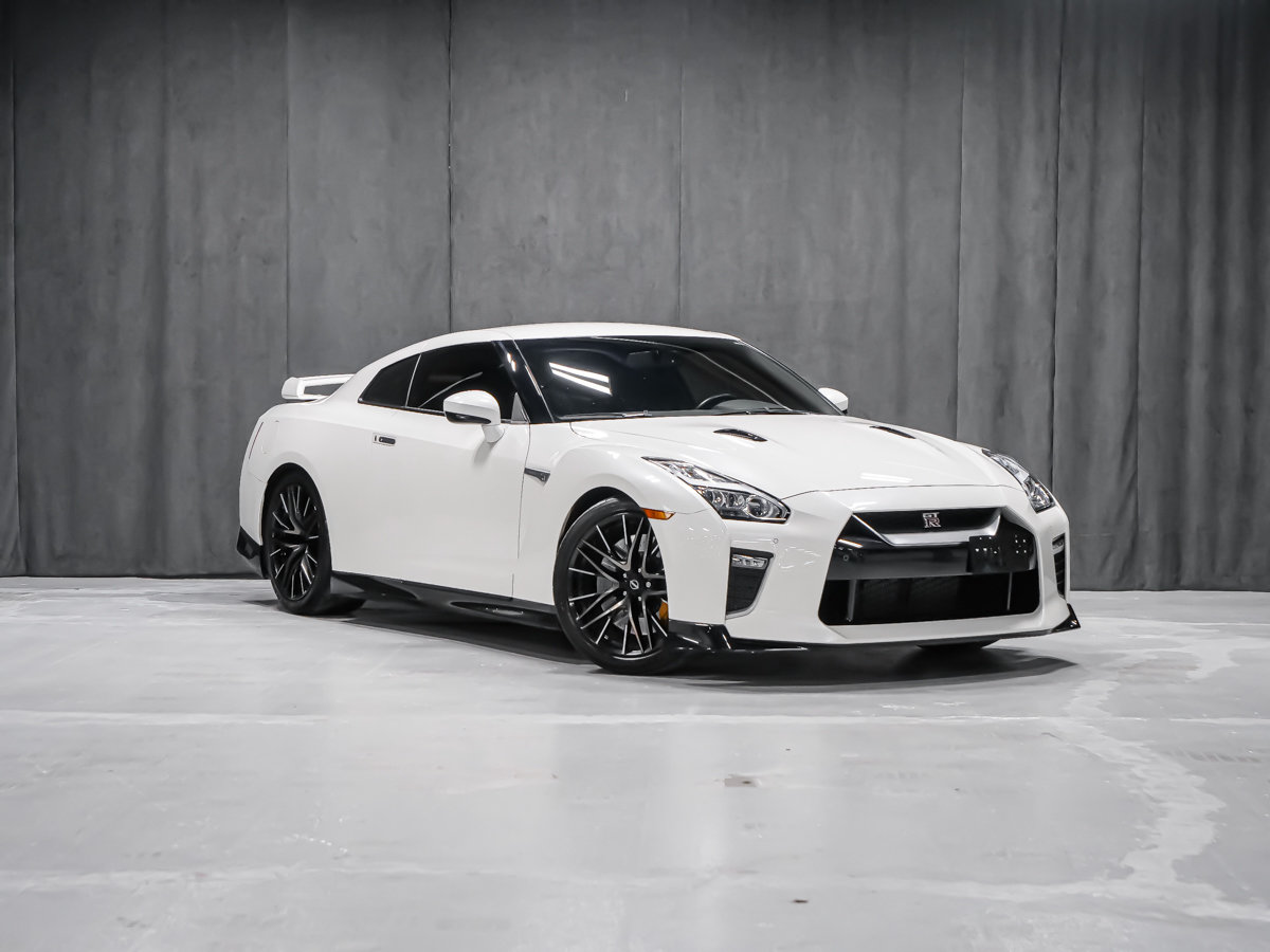 Nissan GT-R PREMIUM 2023-3