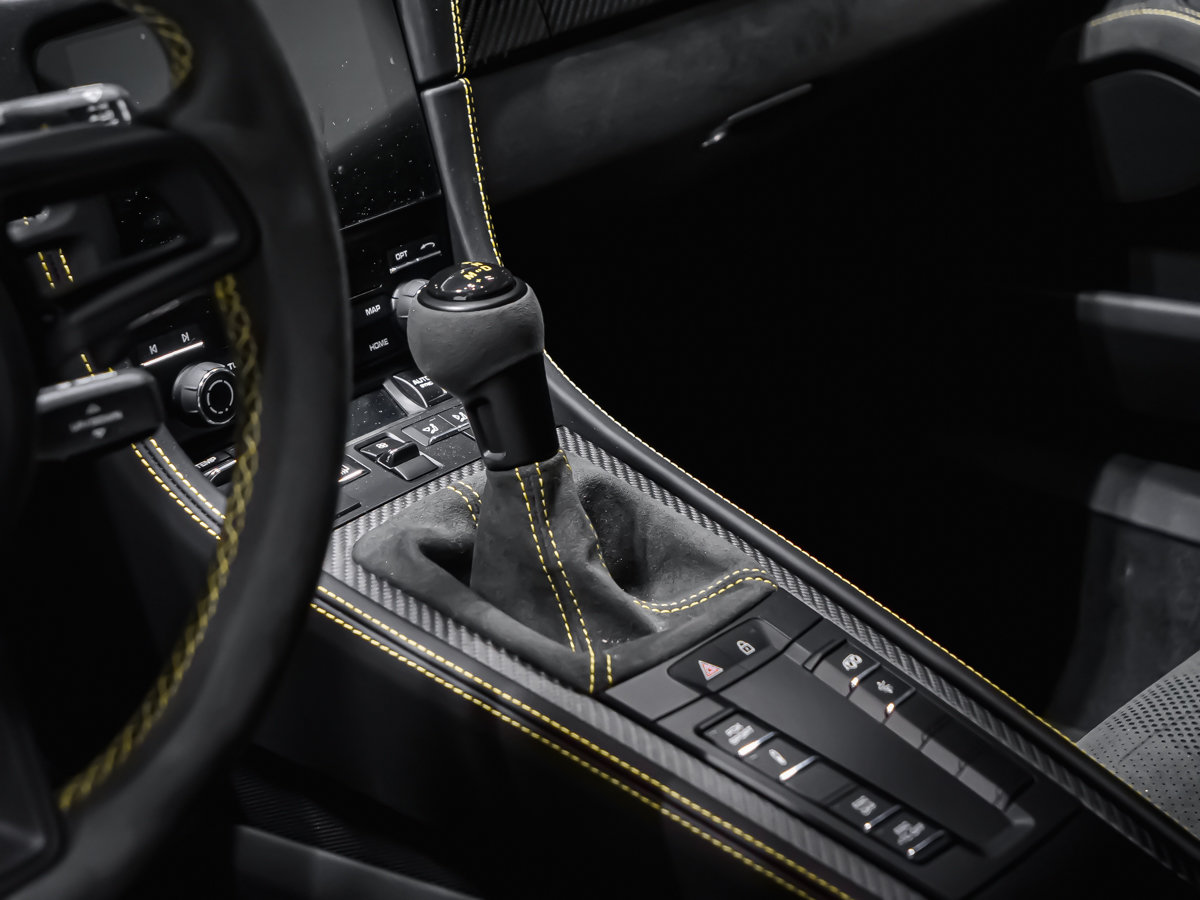 2025 Porsche 718 Cayman GT4 RS-16
