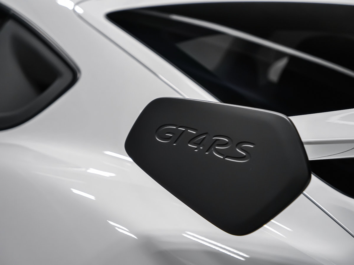 2025 Porsche 718 Cayman GT4 RS-8