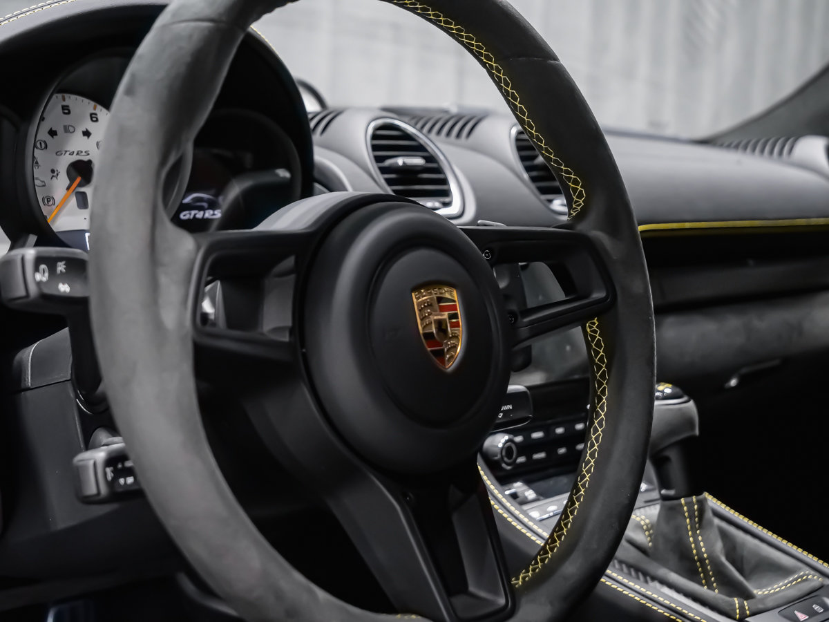 2025 Porsche 718 Cayman GT4 RS-17