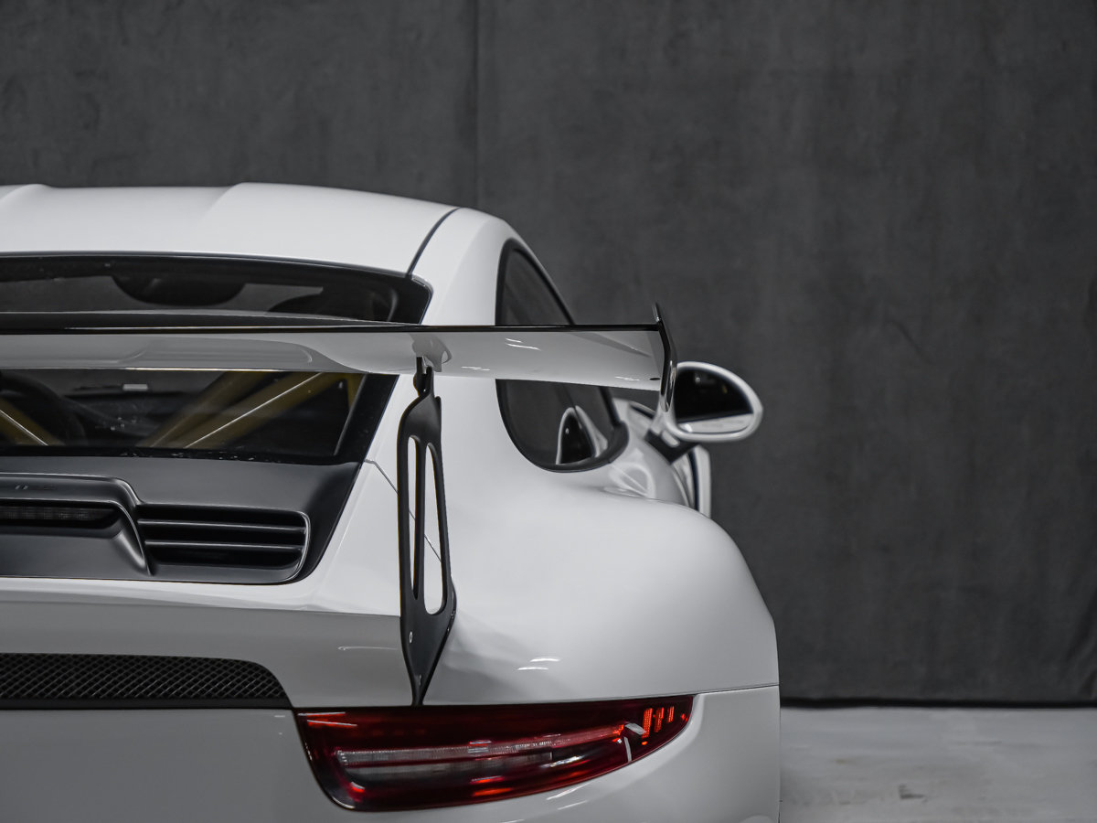 Porsche 911 GT3 RS 2016-14