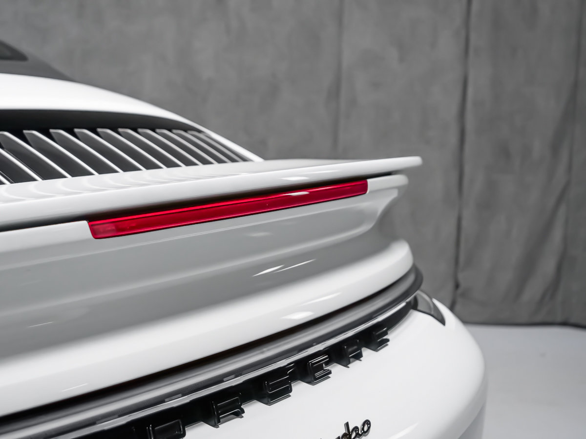 Porsche 911 TURBO 2021-12