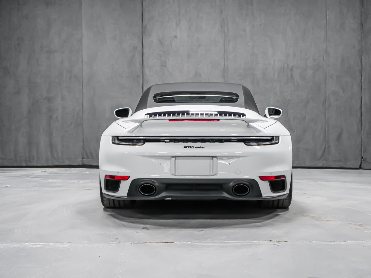 Porsche 911 TURBO 2021-3