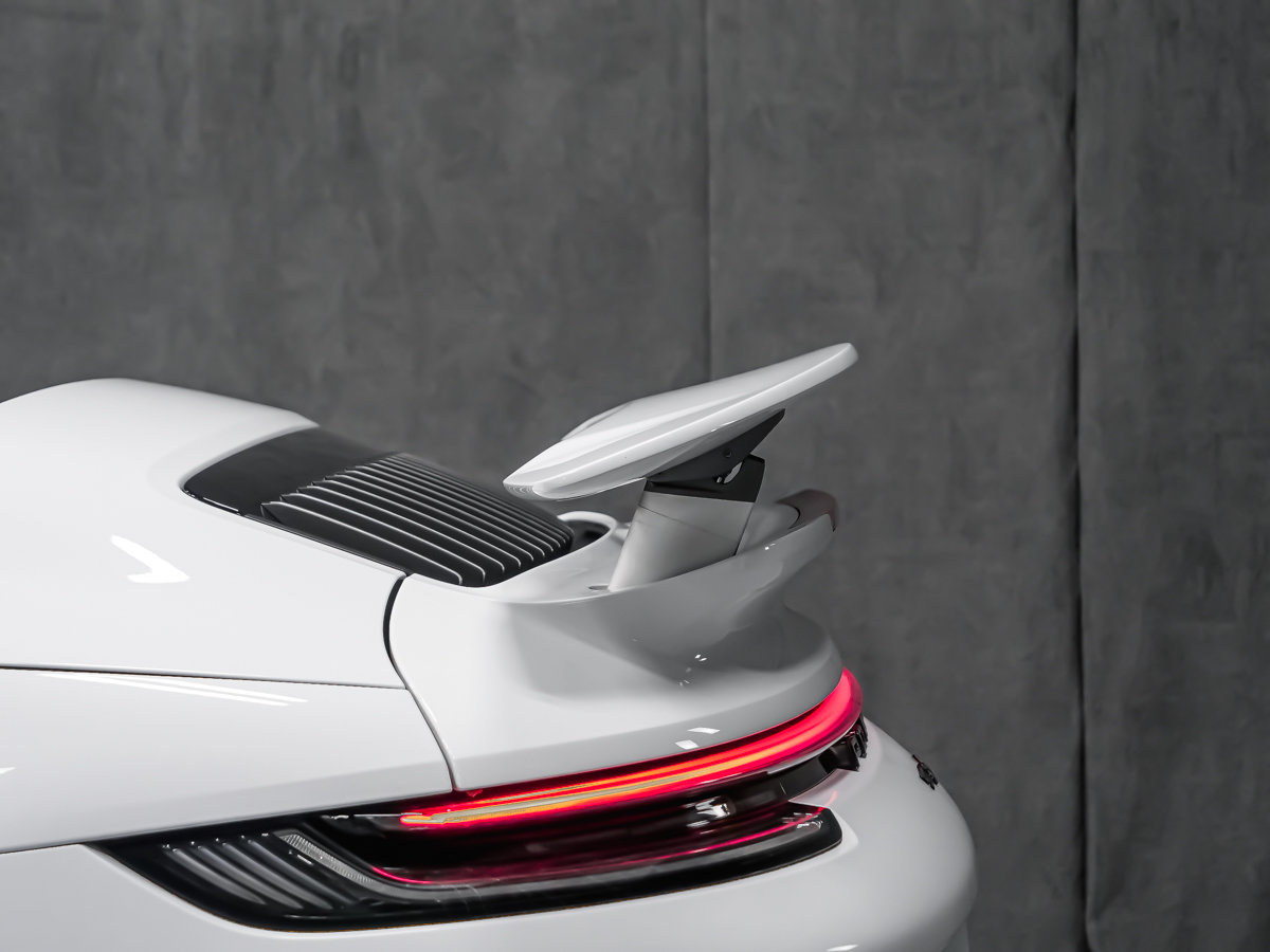 Porsche 911 TURBO 2021-42