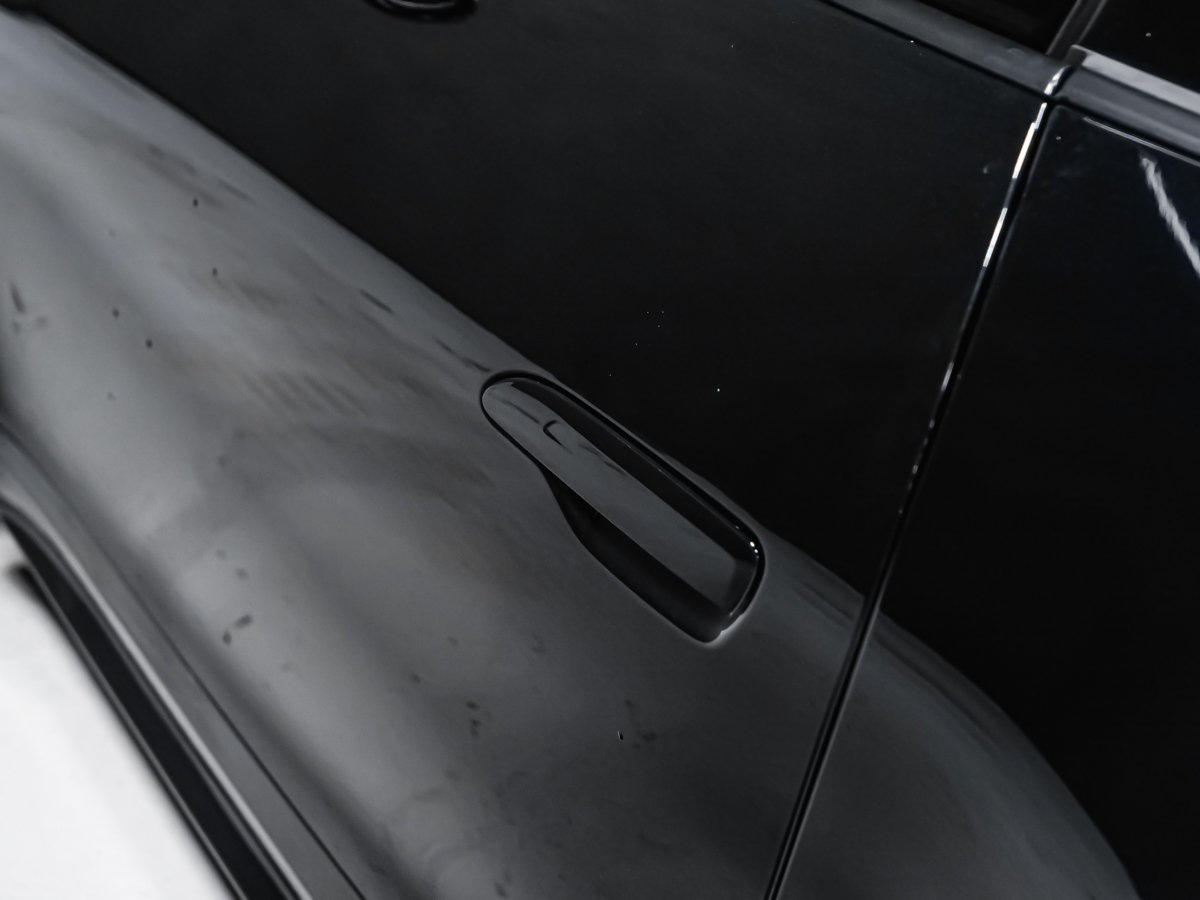 Porsche 911 CARRERA 4 GTS 2024-12