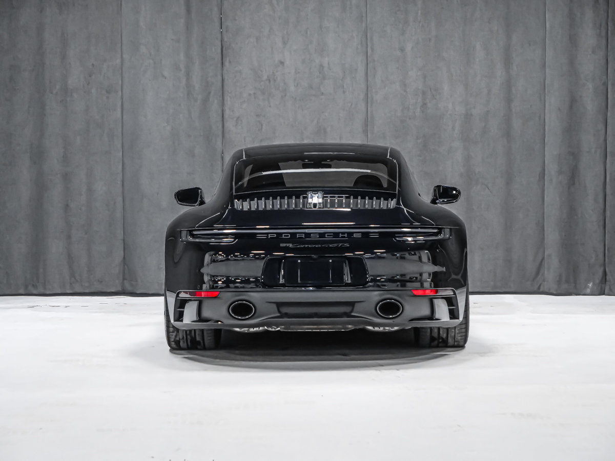 Porsche 911 CARRERA 4 GTS 2024-4