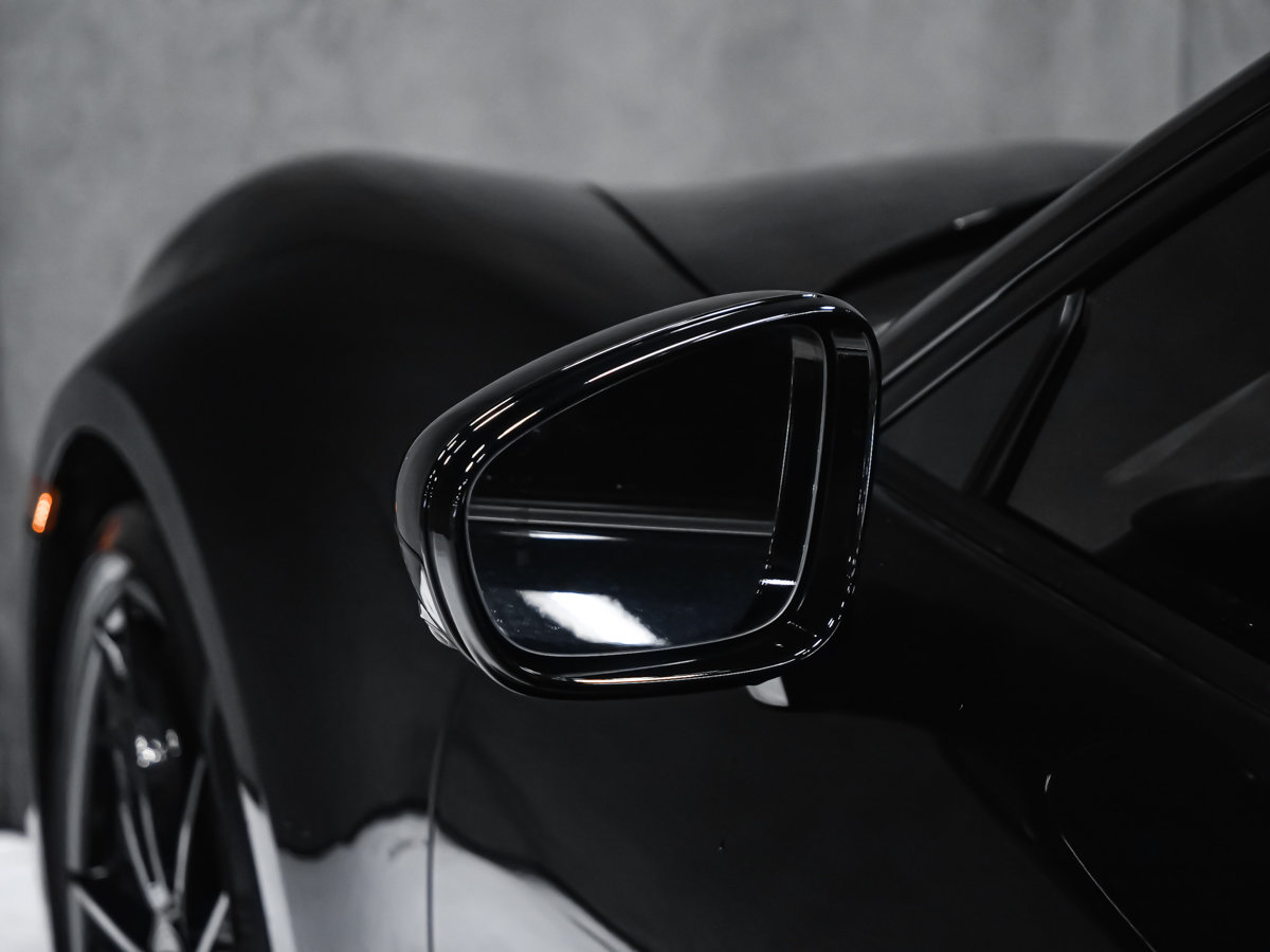 Porsche 911 CARRERA 4 GTS 2024-13