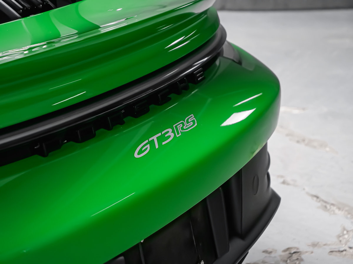 Porsche 911 GT3 RS 2025-12