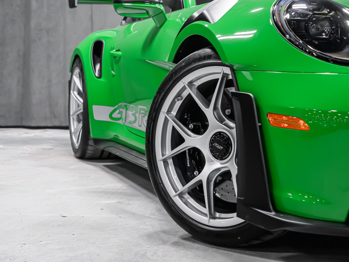 Porsche 911 GT3 RS 2025-40