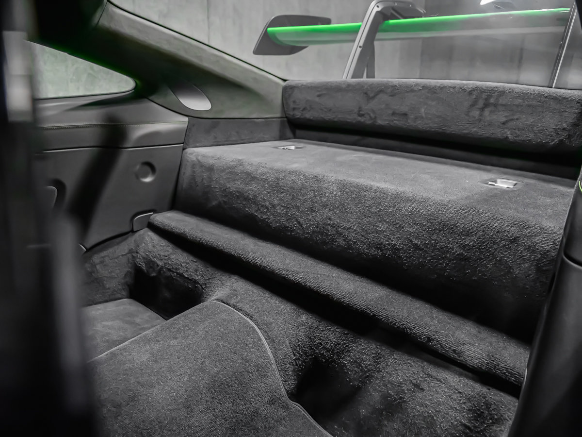 Porsche 911 GT3 RS 2025-52