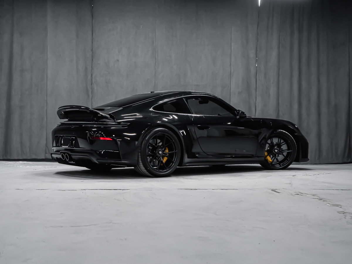 Porsche 911 GT3 Touring- PCCB, Buckets, Manual, Fr axle lift 2026-9
