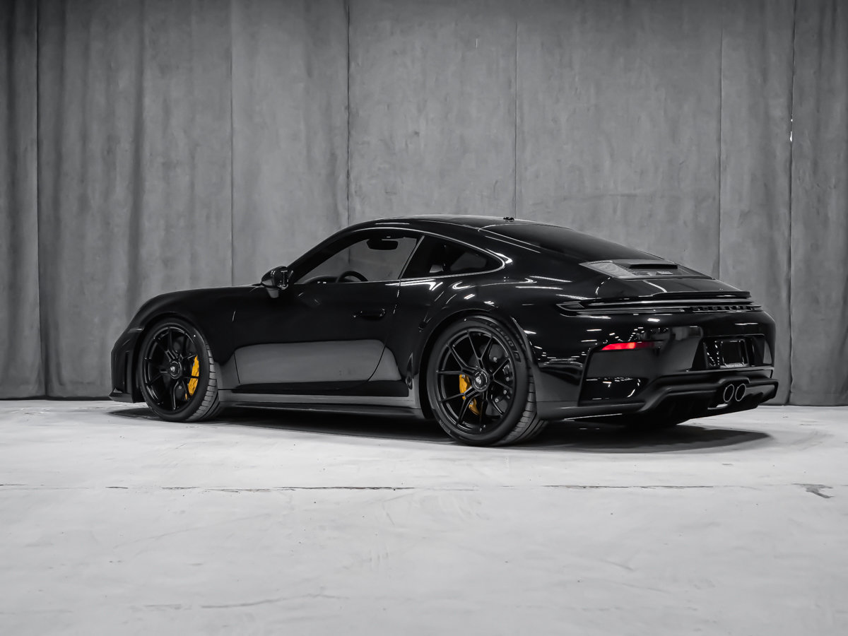 Porsche 911 GT3 Touring- PCCB, Buckets, Manual, Fr axle lift 2026-7