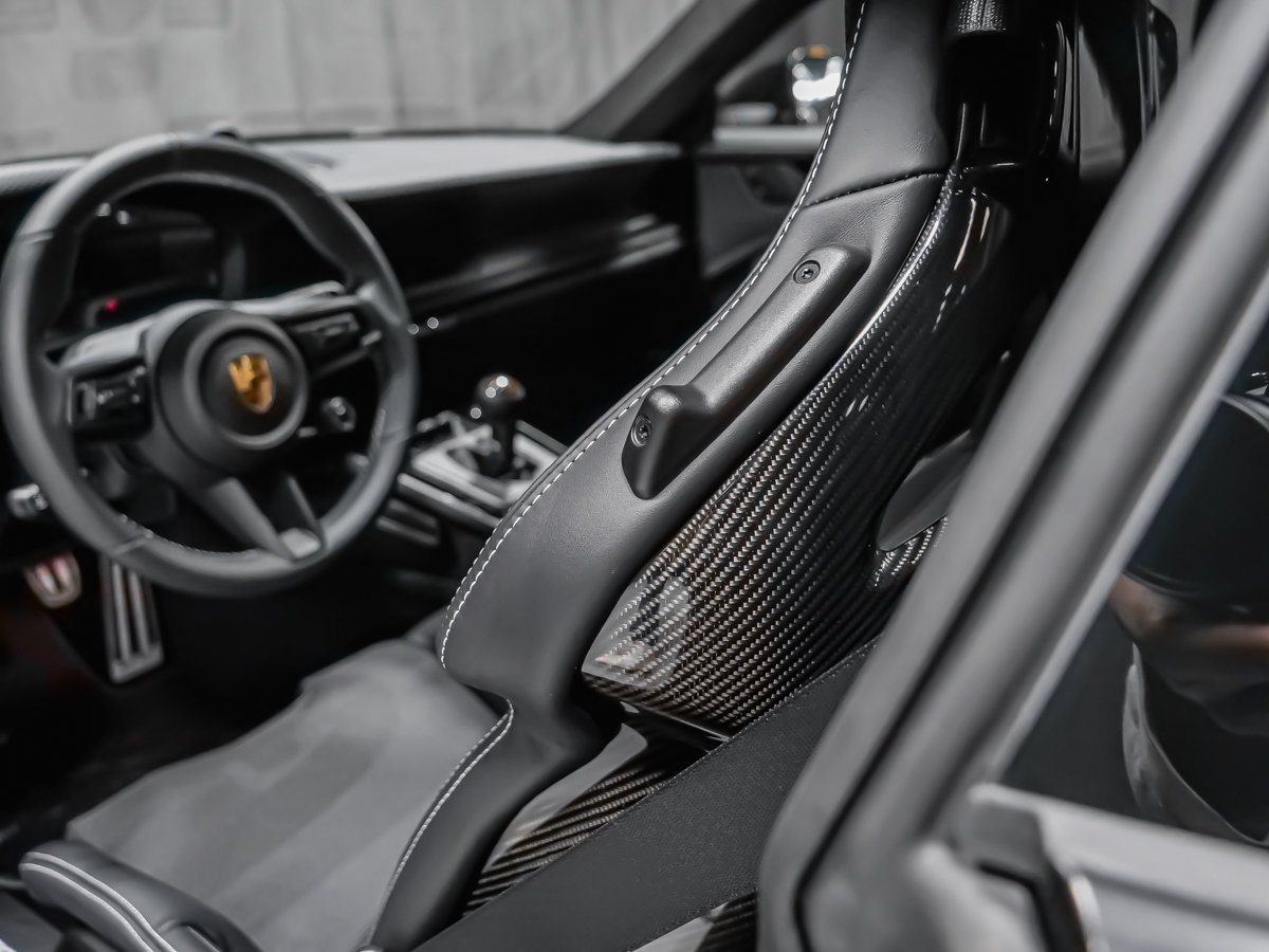 Porsche 911 GT3 Touring- PCCB, Buckets, Manual, Fr axle lift 2026-45