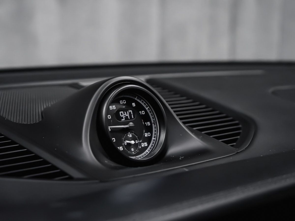 2025 Porsche Macan GTS-17
