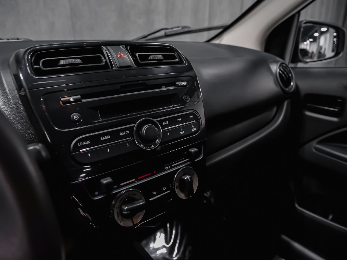 2015 Mitsubishi Mirage ES 2 SET DE PNEUS DÉMARREUR A DISTANCE-8