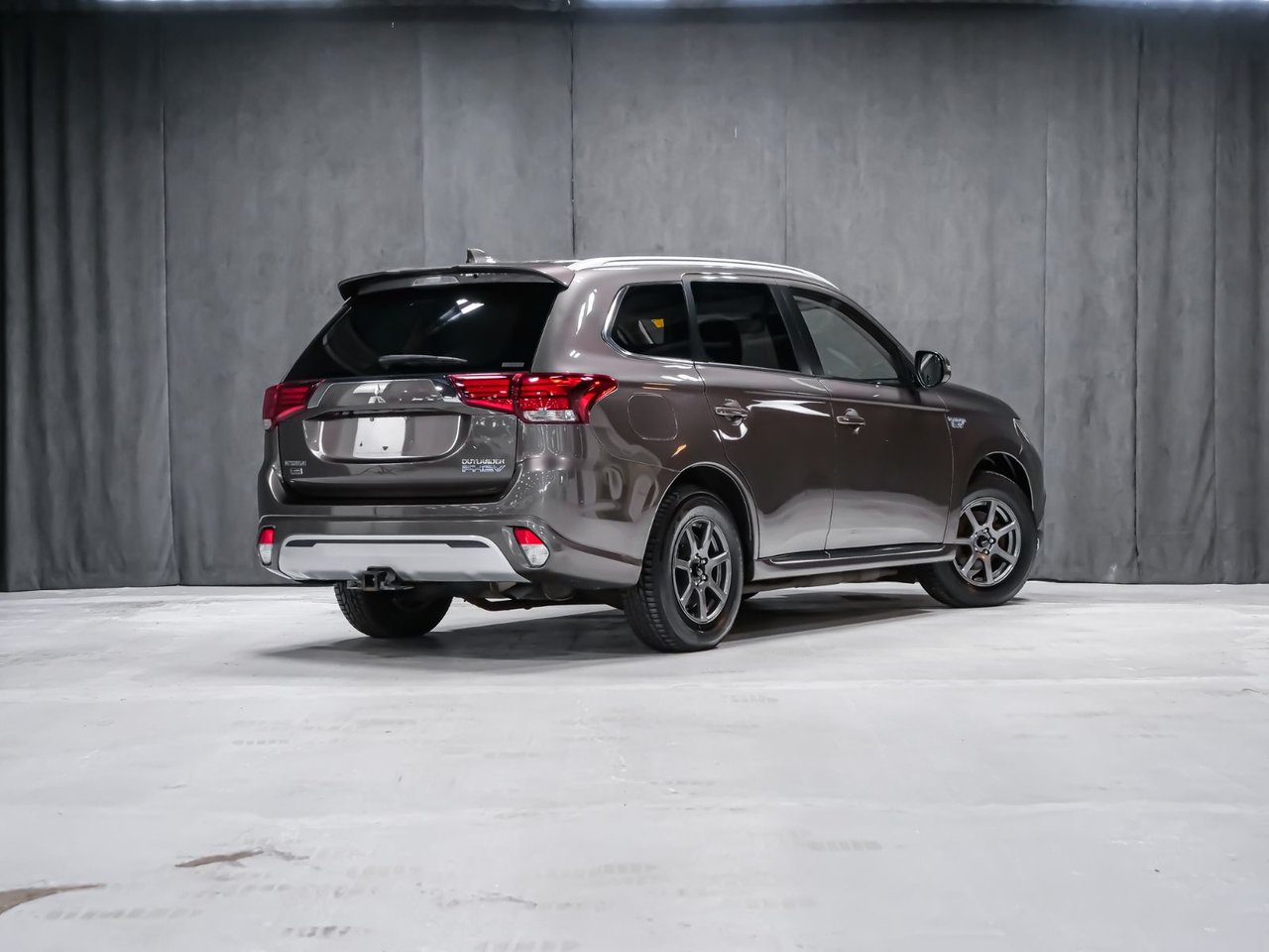 Mitsubishi Outlander PHEV SE 2019-3