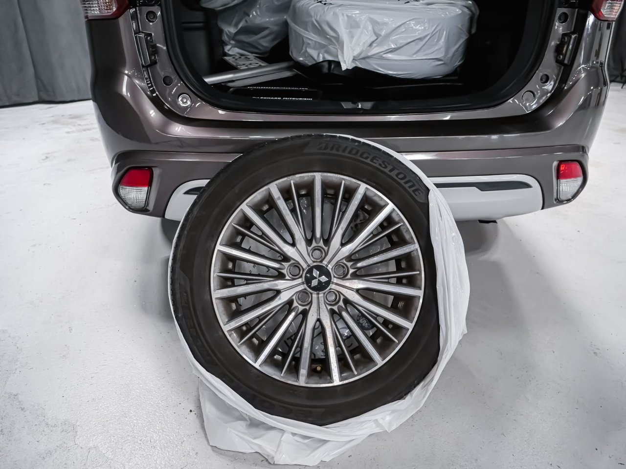 Mitsubishi Outlander PHEV SE 2019-5