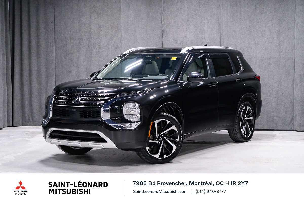 Black 2023 Mitsubishi Outlander SUV / Crossover All-Wheel Drive 