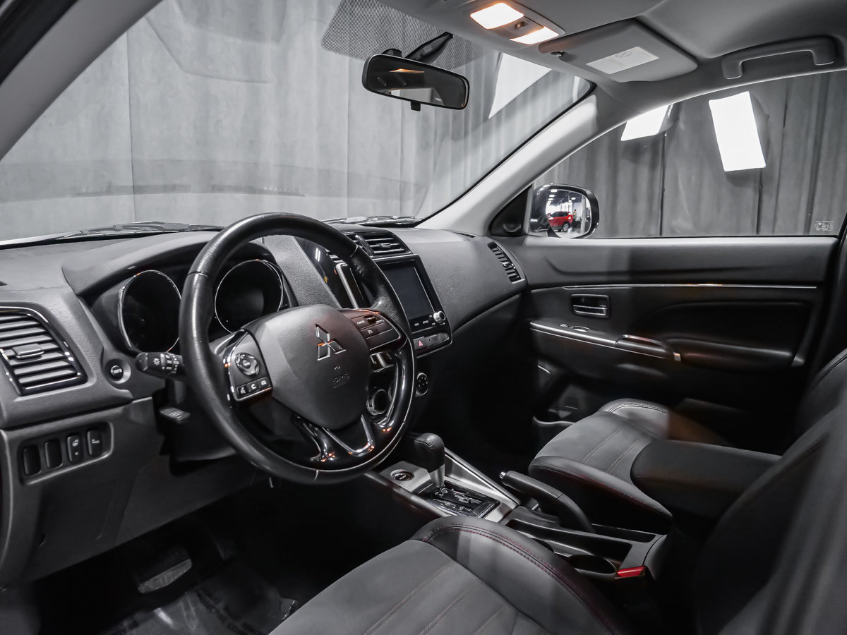 2024 Mitsubishi RVR SE-5