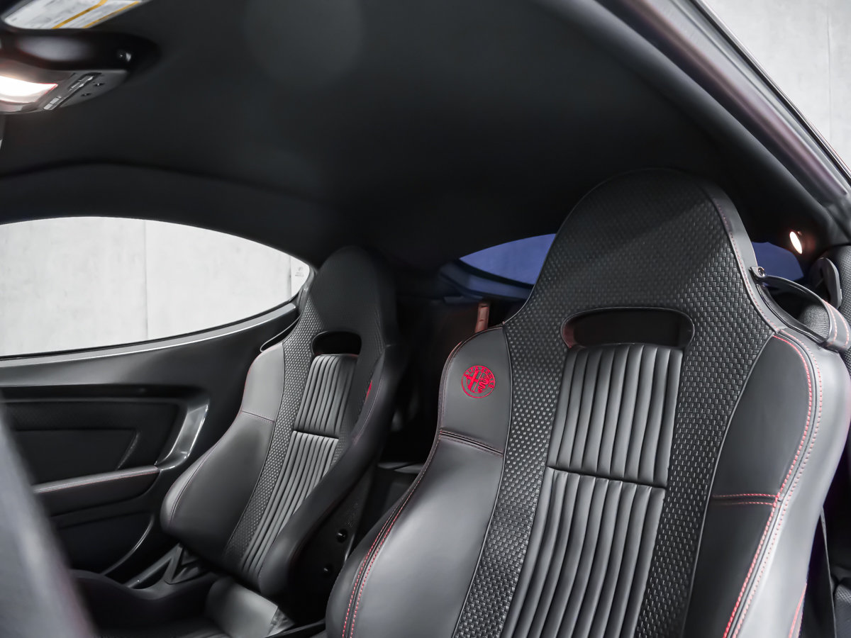 Alfa Romeo 8C Competizione  2008-37