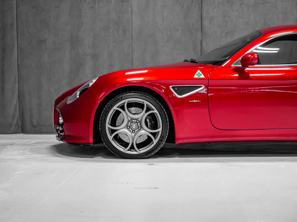 Alfa Romeo 8C Competizione  2008-6