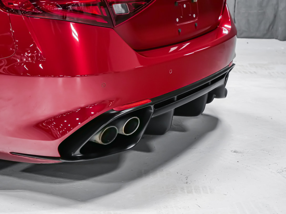 Alfa Romeo Giulia QUADRIFOGLIO CARBON TOIT CARBONE ASSIST CONDUITE 2021-8