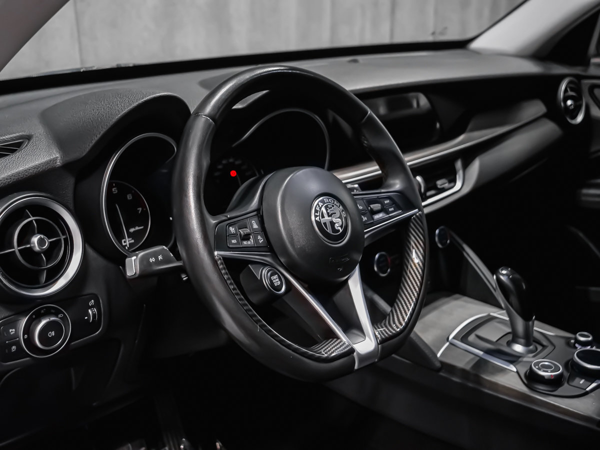Alfa Romeo Stelvio Ti BARRE DE TOIT DÉMARREUR A DISTANCE 2018-10