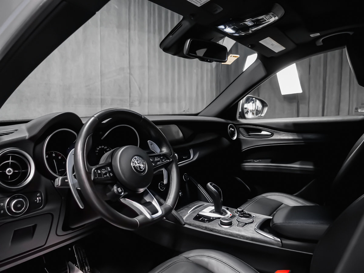 2023 Alfa Romeo Stelvio Sprint-5