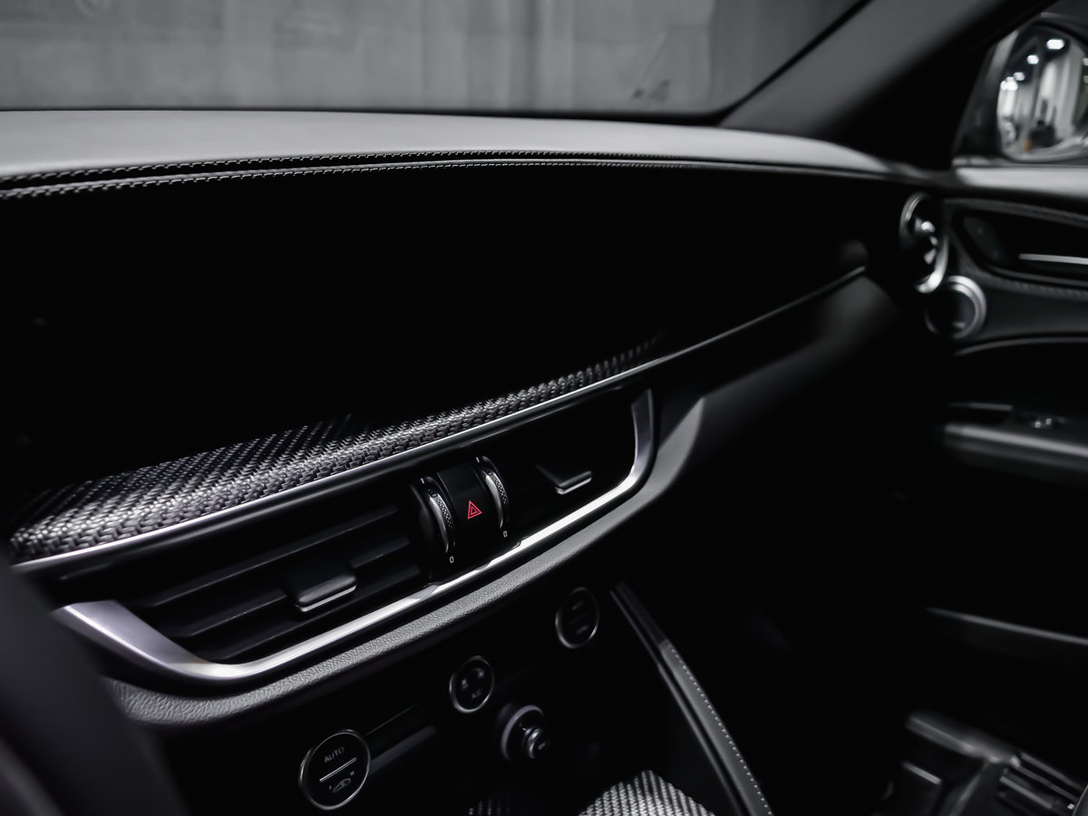 2024 Alfa Romeo Stelvio QUADRIFOLIO-21