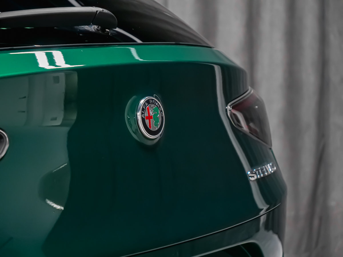 2024 Alfa Romeo Stelvio QUADRIFOLIO-6