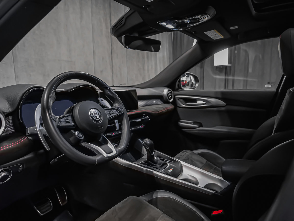 Alfa Romeo Tonale VELOCE HARMAN KARDON SOUNS SYSTEM SPORT SEATS 2024-6