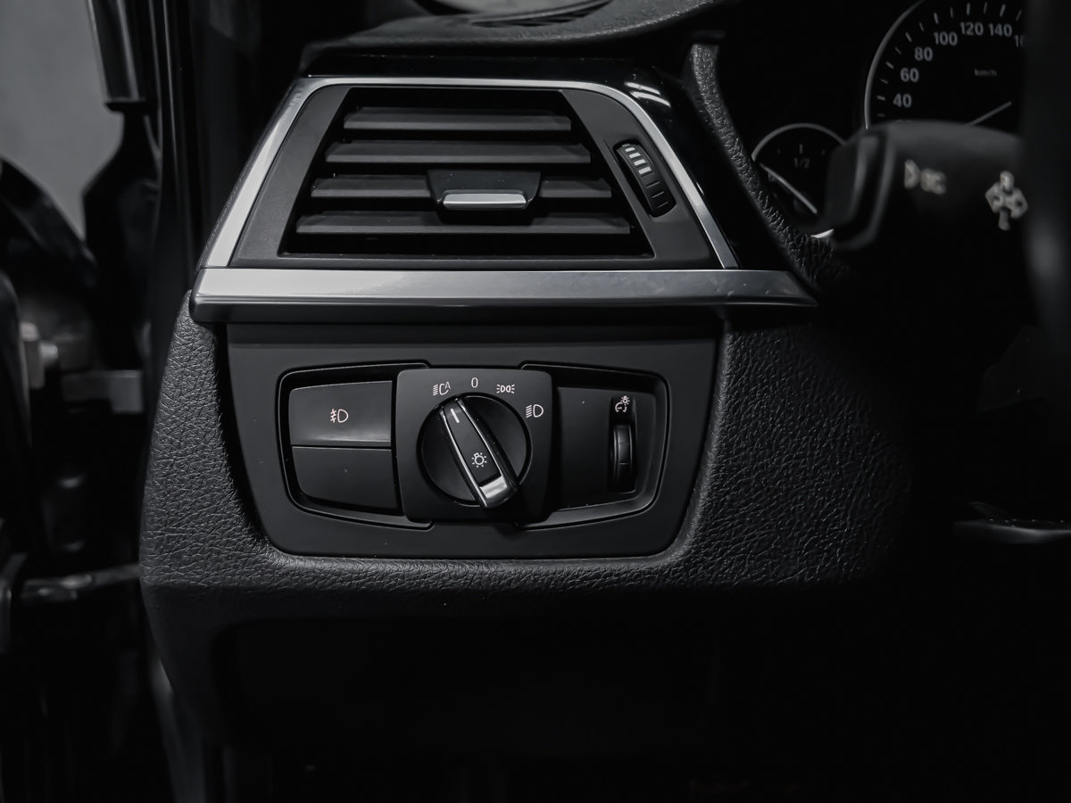 2016 BMW 3 Series 328i xDrive-11