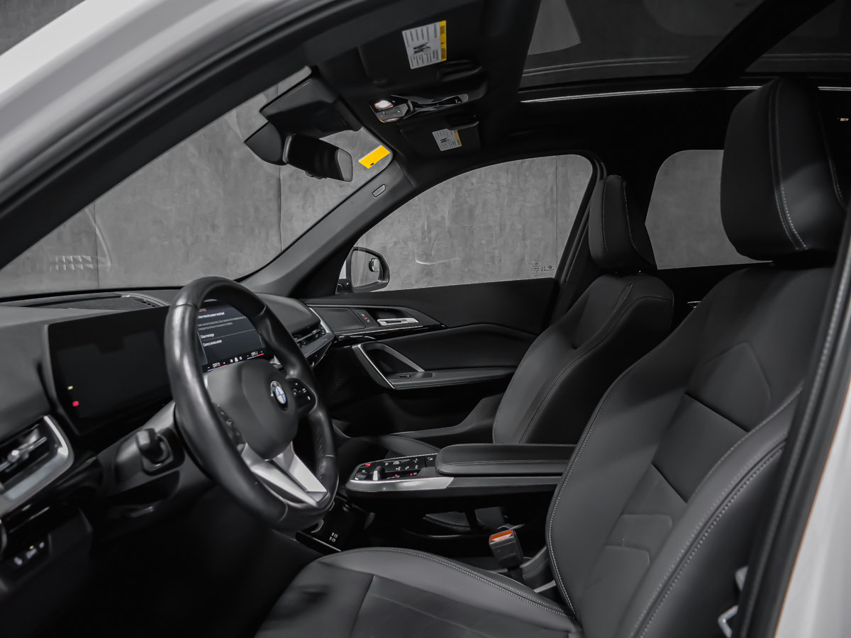 2024 BMW X1 XDRIVE28I TOIT PANORAMIQUE VOLANT CHAUFFANT-20