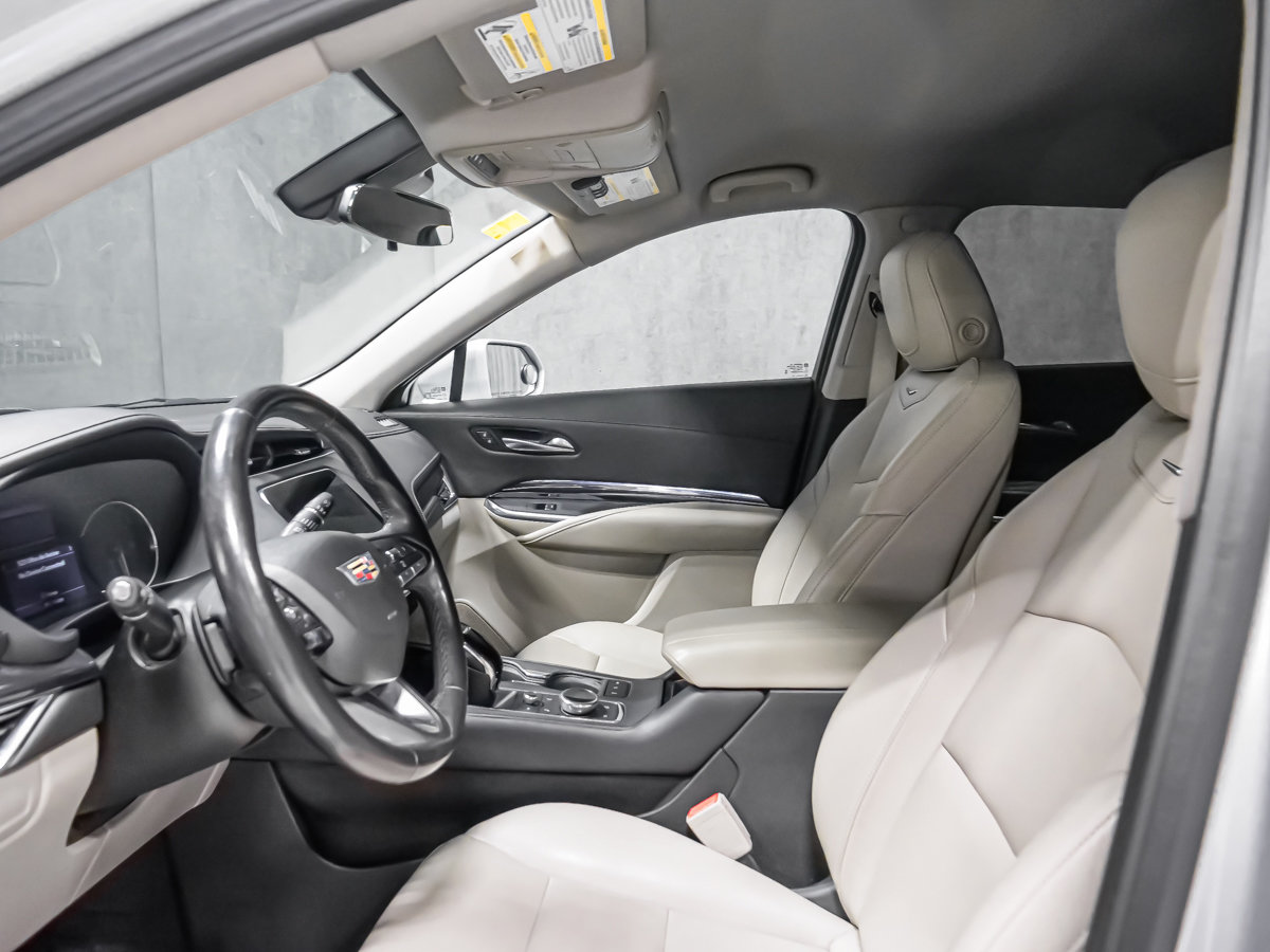 Cadillac XT4 AWD LUXURY 2 SET DE PNEUS  APPLE CAR PLAY 2020-12