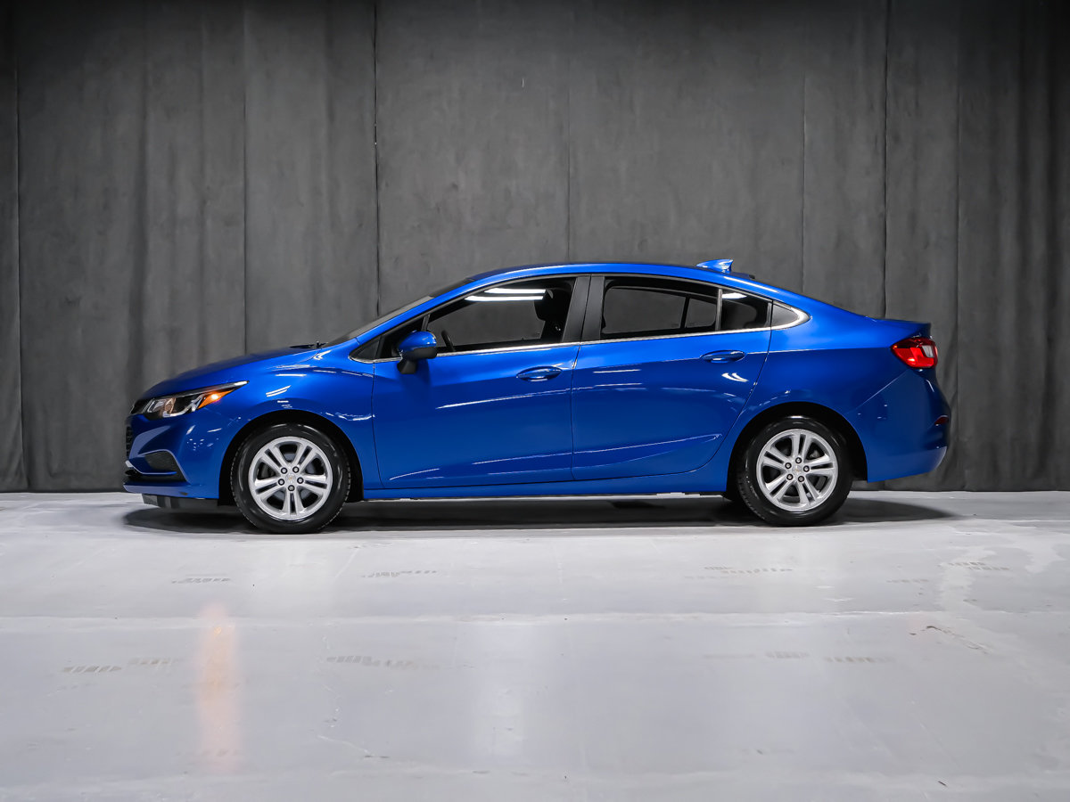 Chevrolet Cruze LT 2 SET DE PNEUS SIÈGES CHAUFFANT APPLE CAR PLAY 2018-2