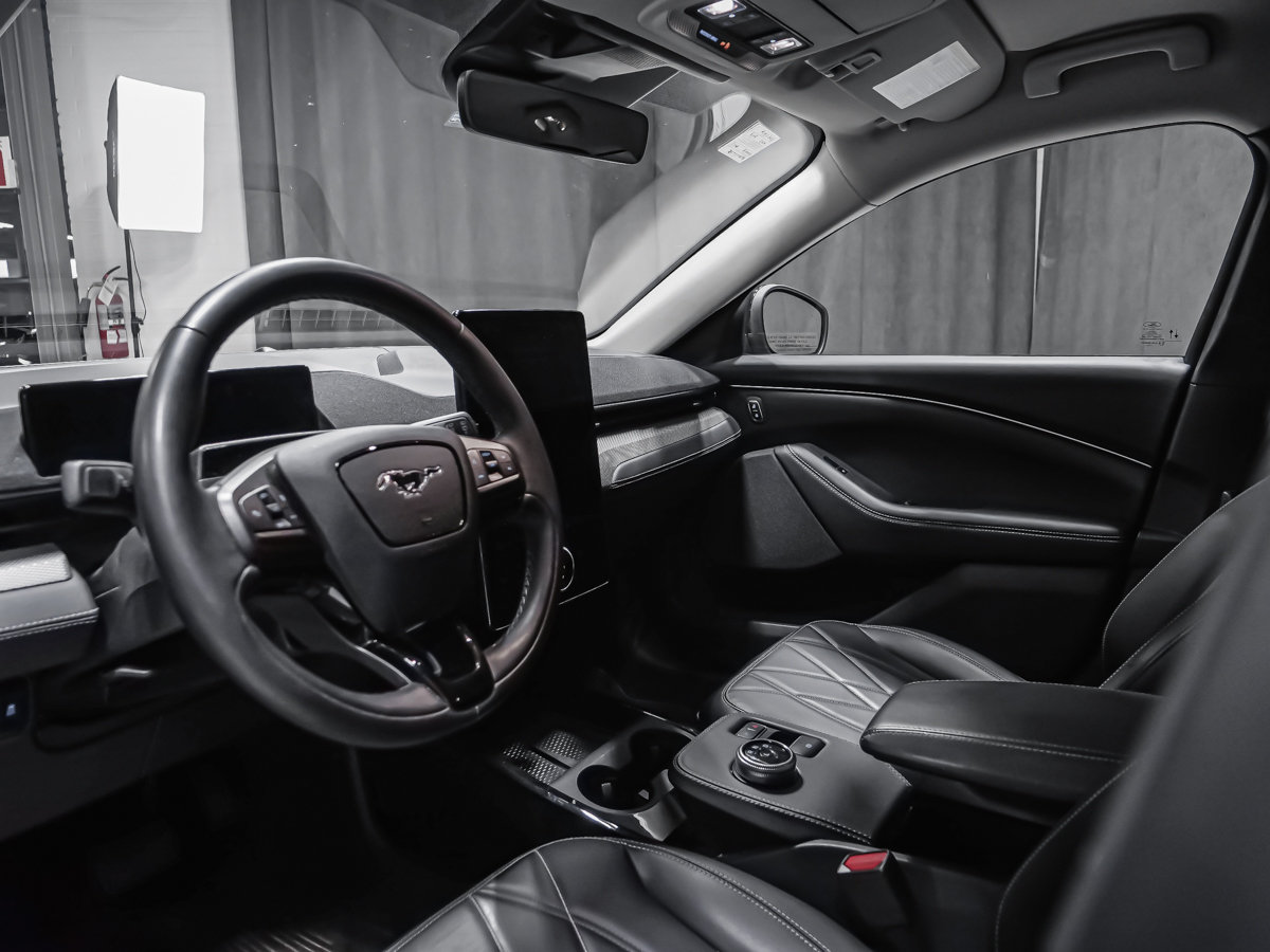 Ford Mustang Mach-E SELECT EAWD ENSEMBLE CONFORT LITE NAVIGATION 2023-1