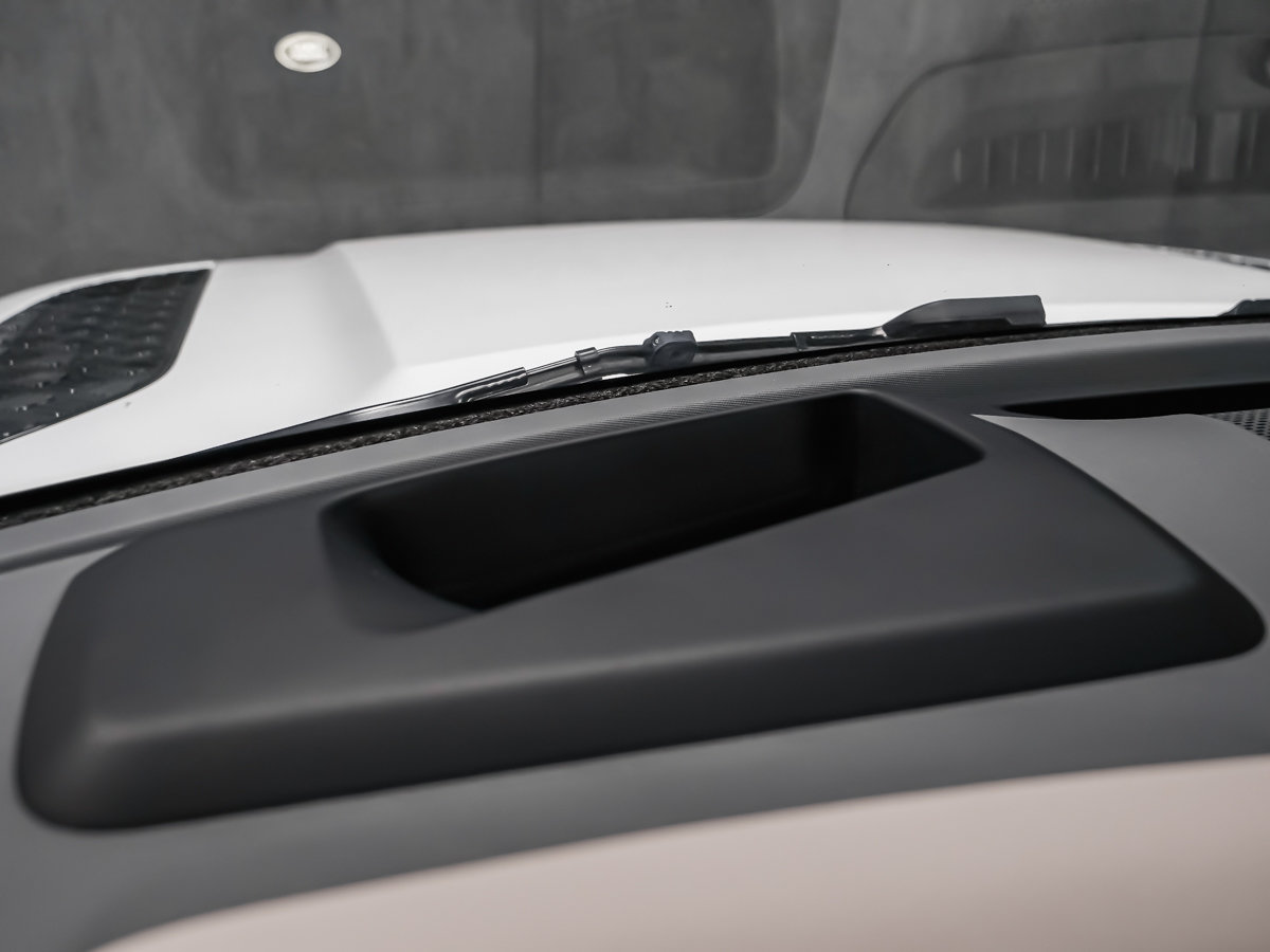 Land Rover Defender 110 SE P400 SUSPENSION ADAPTATIVE AFFICH. TÊTE HAUTE 2023-23