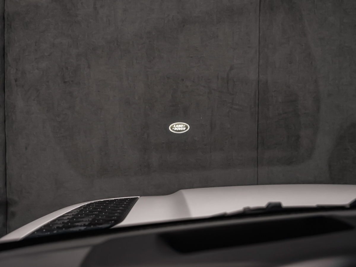 Land Rover Defender 110 SE P400 SUSPENSION ADAPTATIVE AFFICH. TÊTE HAUTE 2023-24